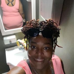 Meet your Posher, Kelley